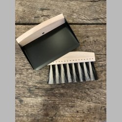 Bordfejeb�rste med fejebakke