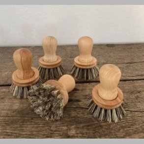 Gr�ntsagsb�rste med rundt ergonomisk greb