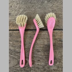 Opvaskeb�rste med plastikskaft