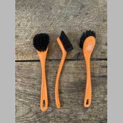 Opvaskeb�rste med plastikskaft