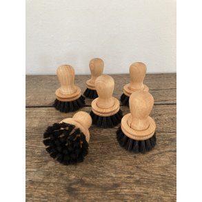 Opvaskebrste med rundt ergonomisk greb