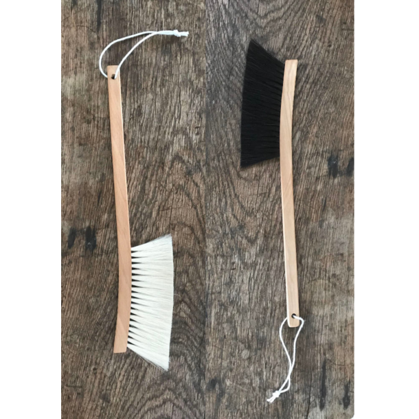 Kort tegnestueb�rste